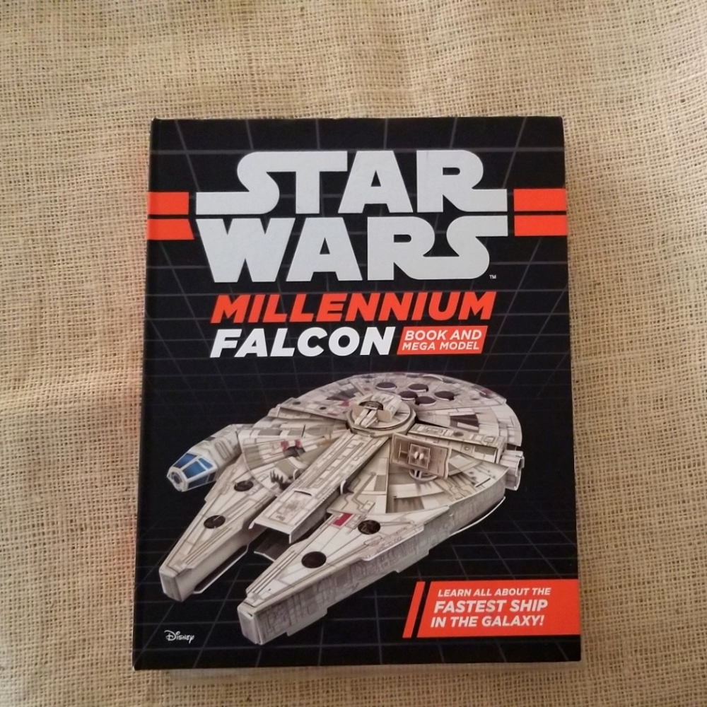 Disney Star Wars Millennium Falcon book and model - Picture 1 of 4